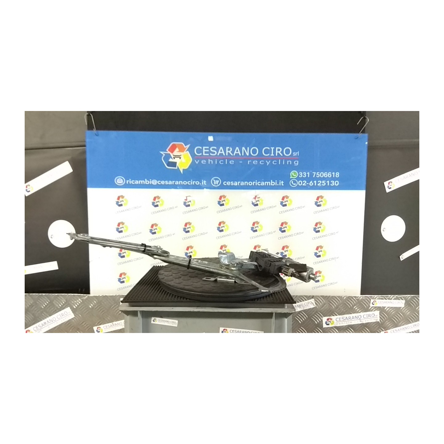 ALZACRISTALLO PORTA ANT. SX. 104 OPEL ZAFIRA (T98) (03/99-12/05) Z16XE 90579385