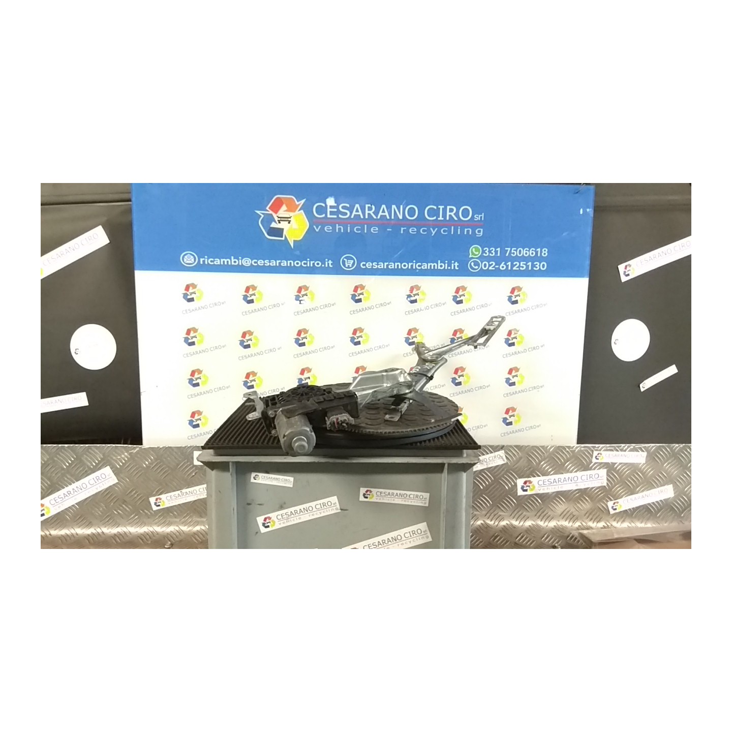 ALZACRISTALLO PORTA ANT. DX. 108 OPEL ZAFIRA (T98) (03/99-12/05) Z16XE 90579386