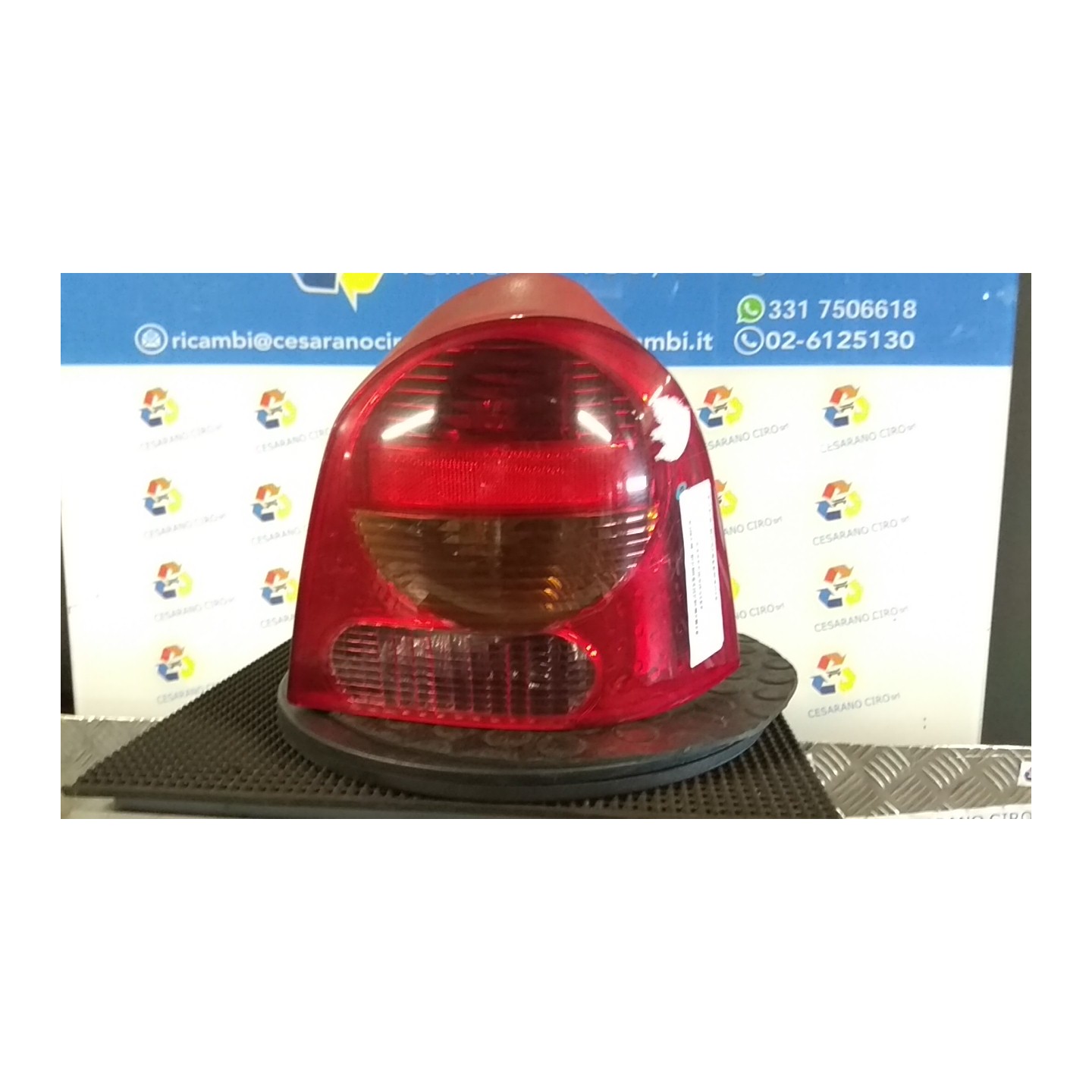 FANALE POST. 09/04 DX. 159 RENAULT TWINGO 1A SERIE (08/98-09/07) D7FF7 7700426320