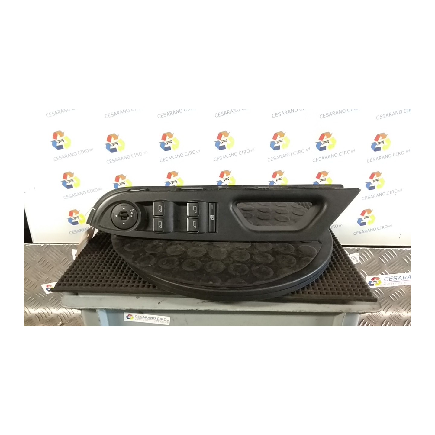 BLOCCO COMANDI ALZACRISTALLI E RETROVISORI EST. 005 FORD B-MAX (CB2) (07/12-) IQJC 2029540
