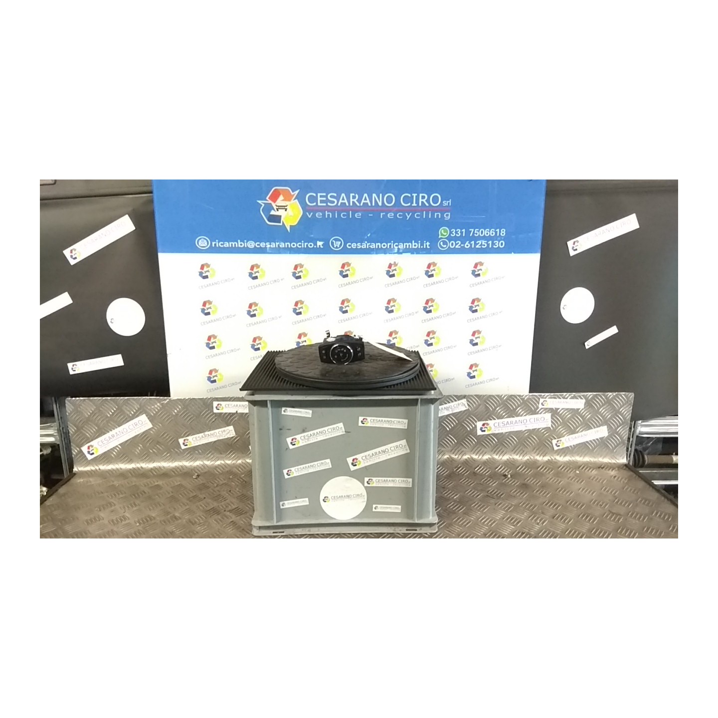 INTERRUTTORE BLOCCO COMANDO LUCI CON FENDINEBBIA ANTERIORI 025 FORD B-MAX (CB2) (07/12-) IQJC 1856006