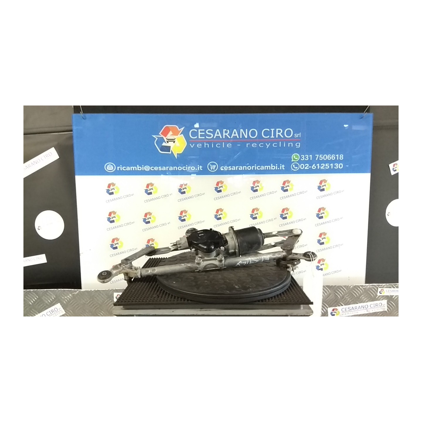 MECCANISMO TERGIPARABREZZA CON MOTORINO 043 NISSAN MICRA (K13K) (09/10-) HR12 288001HB3A