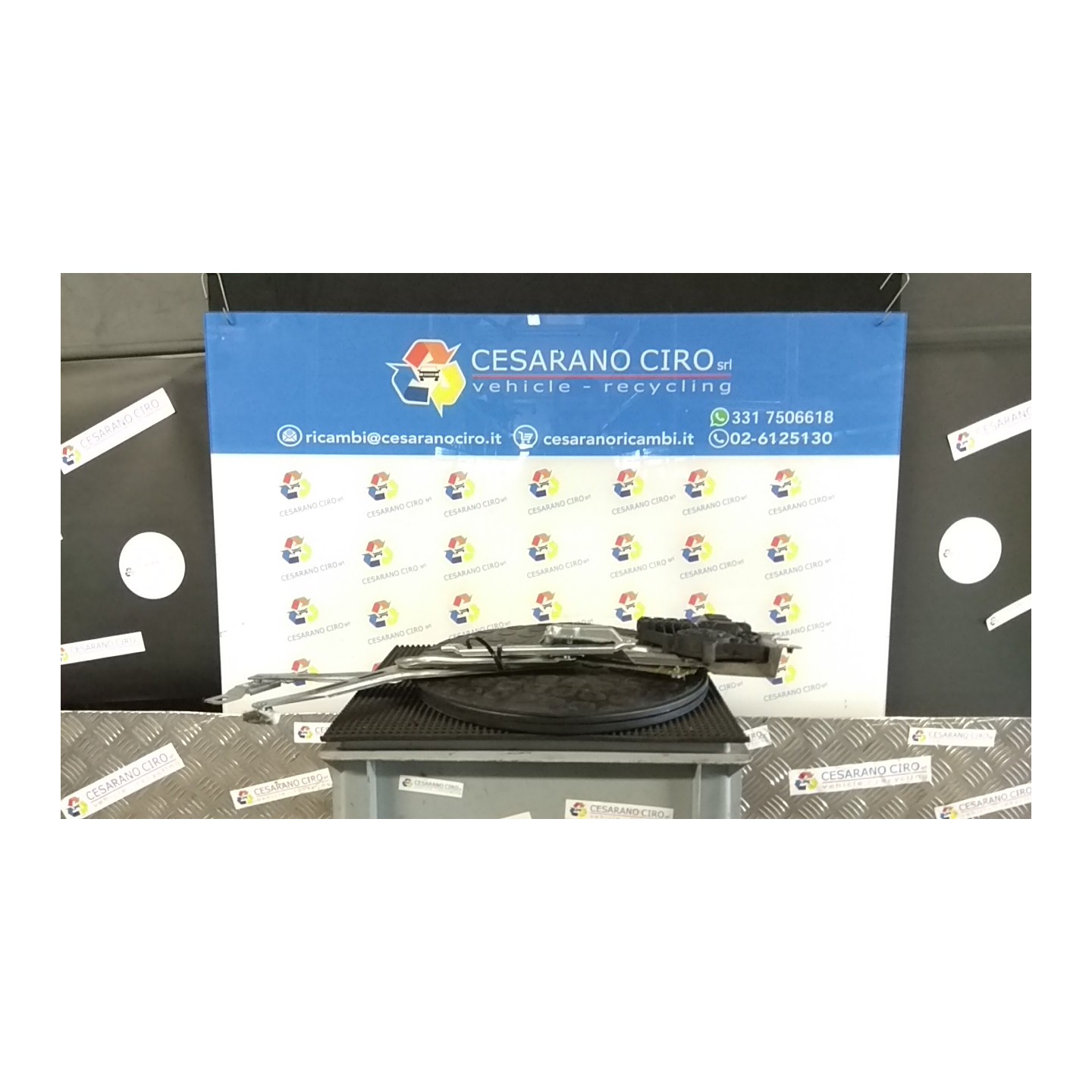 ALZACRISTALLO ELETTR. PORTA ANT. DX. 051 OPEL ASTRA (A04) (01/04-03/11) Z17DTR 93178696