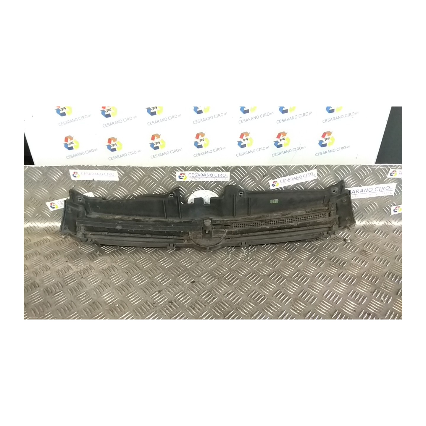 GRIGLIA 053 FIAT PANDA (2Q) (09/03-12/10) 188A4000 735363745