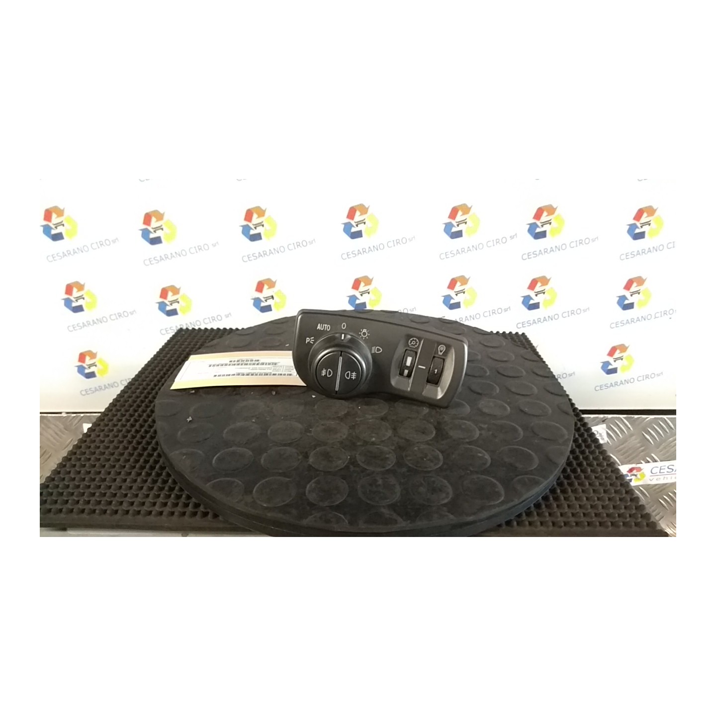 INTERRUTTORE BLOCCO COMANDO LUCI 064 LANCIA THESIS (SJ) (06/02-04/08) 841P000 NB0285010024004