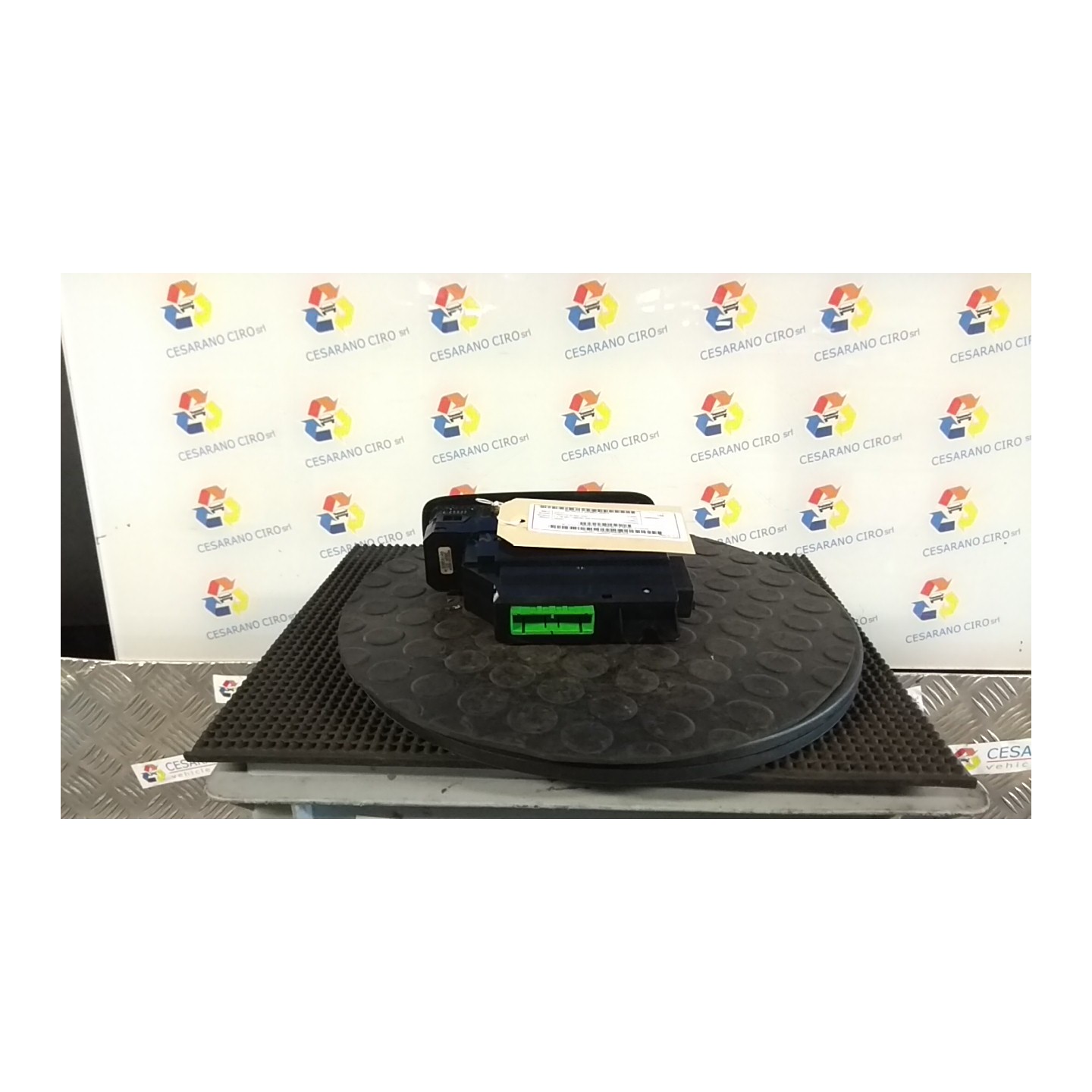 BLOCCO COMANDI ALZACRISTALLI E RETRO 074 VOLVO V70/XC70 (01/00-10/07) D5244T 31275226