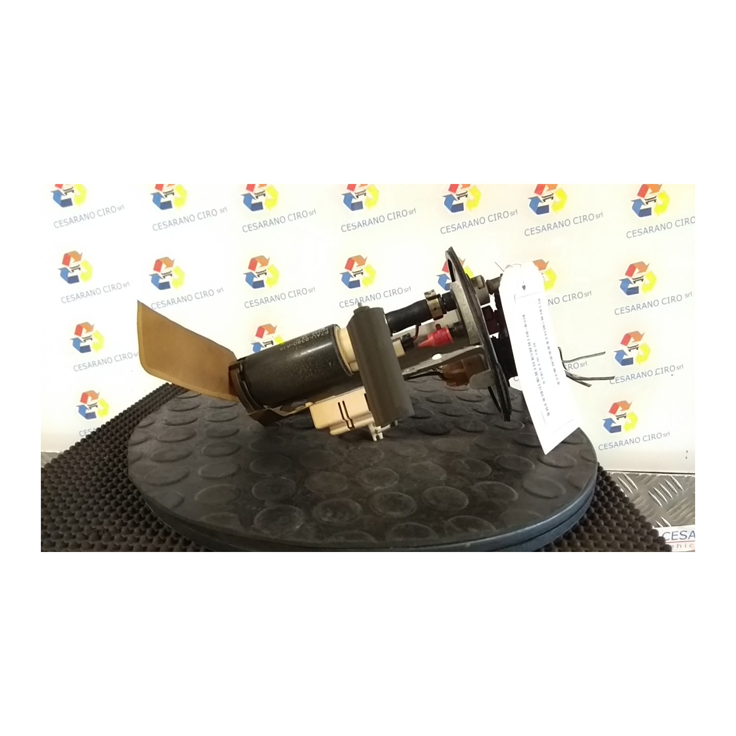 POMPA CARBURANTE C/TRASDUTTORE (GALLEGGIANTE) 135 FORD KA (CCQ) (11/96-10/08) A9A 1542745