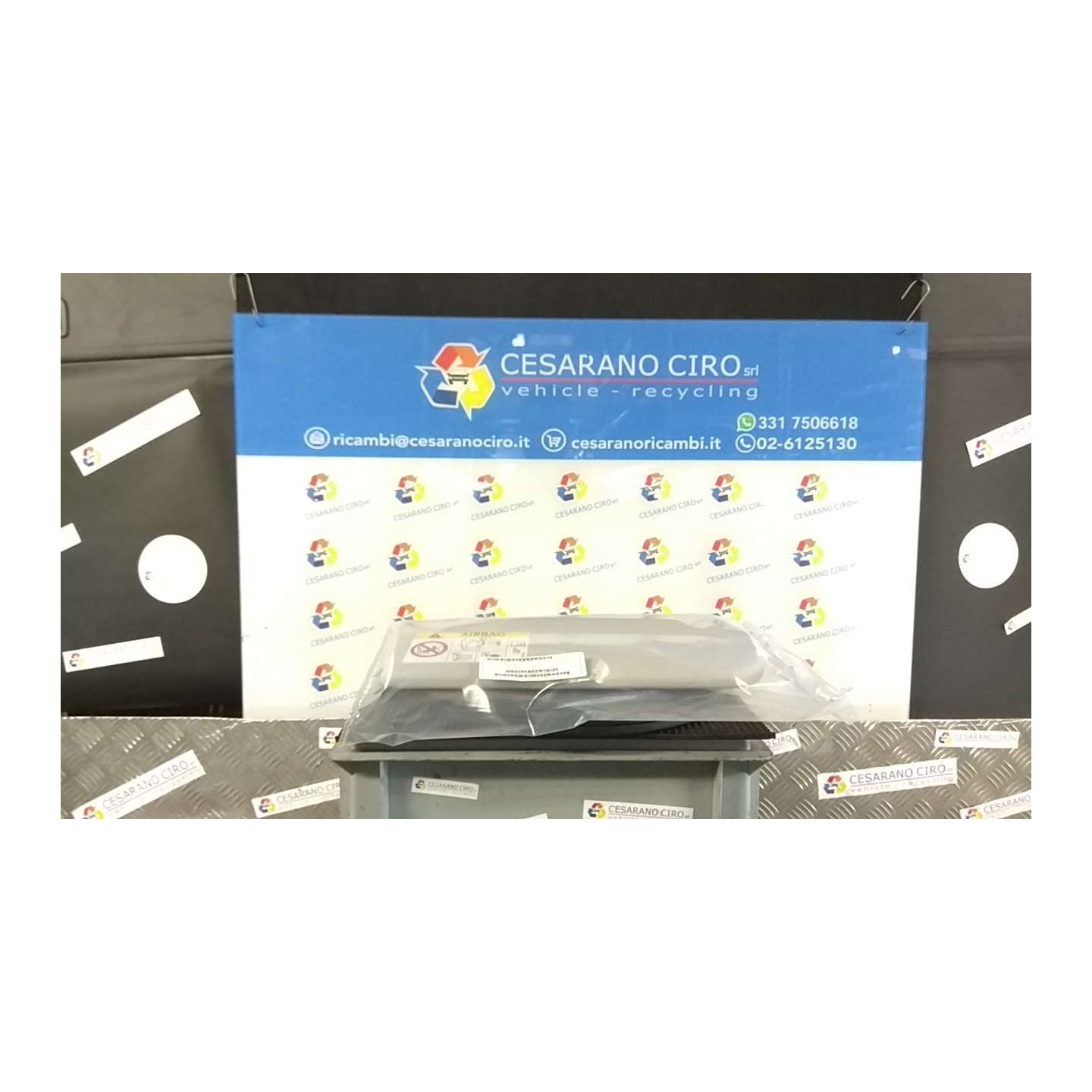 ALETTA PARASOLE PARABREZZA DX. 212 VOLKSWAGEN UP! (1S) (11/11-10/16) CPG 6RF857552C2F4