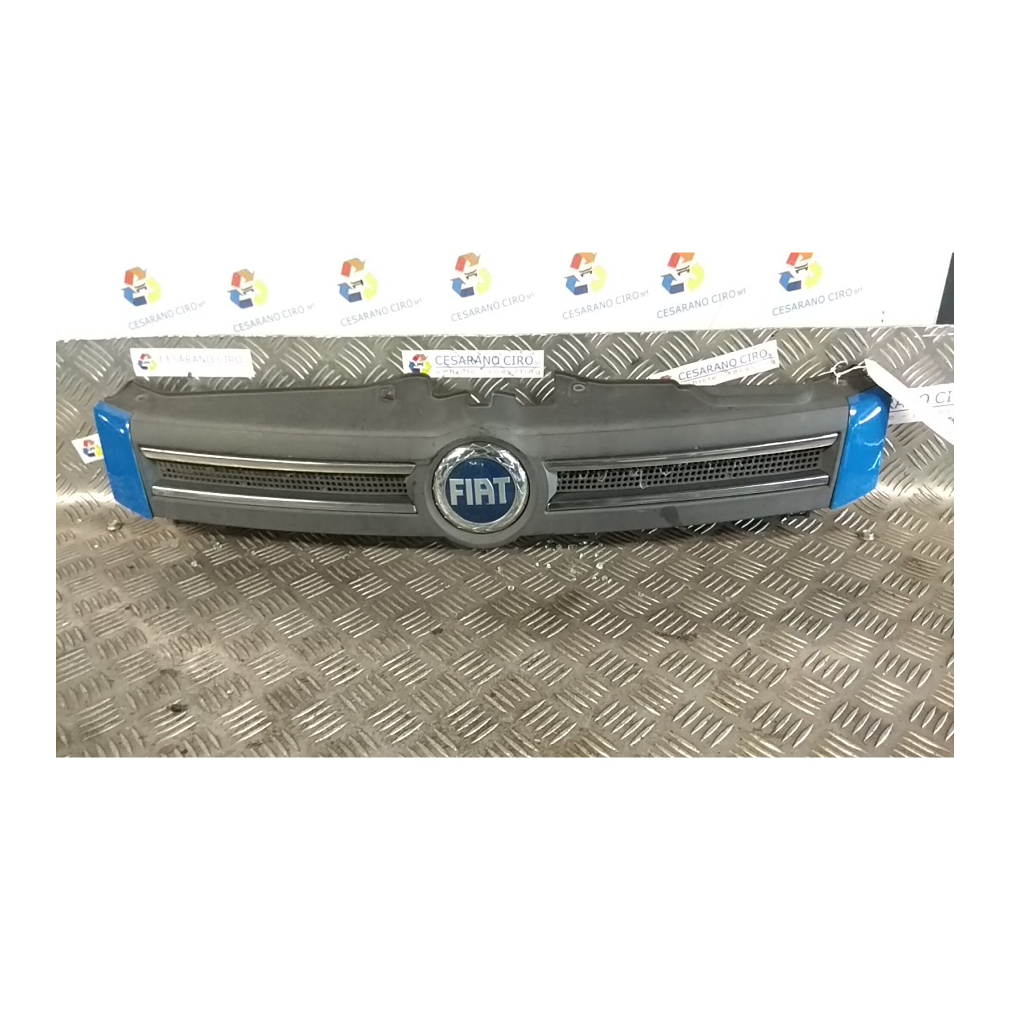 GRIGLIA 216 FIAT PANDA (2Q) (09/03-12/10) 187A1000 735463491