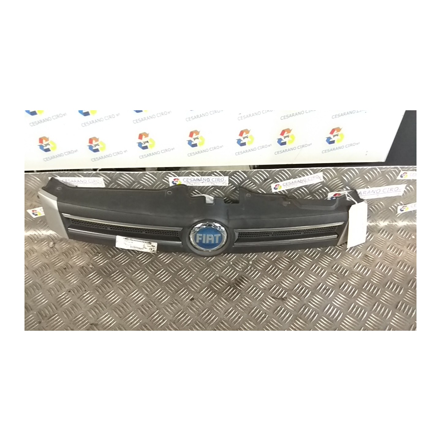 GRIGLIA 217 FIAT PANDA (2Q) (09/03-12/10) 187A1000 735463491