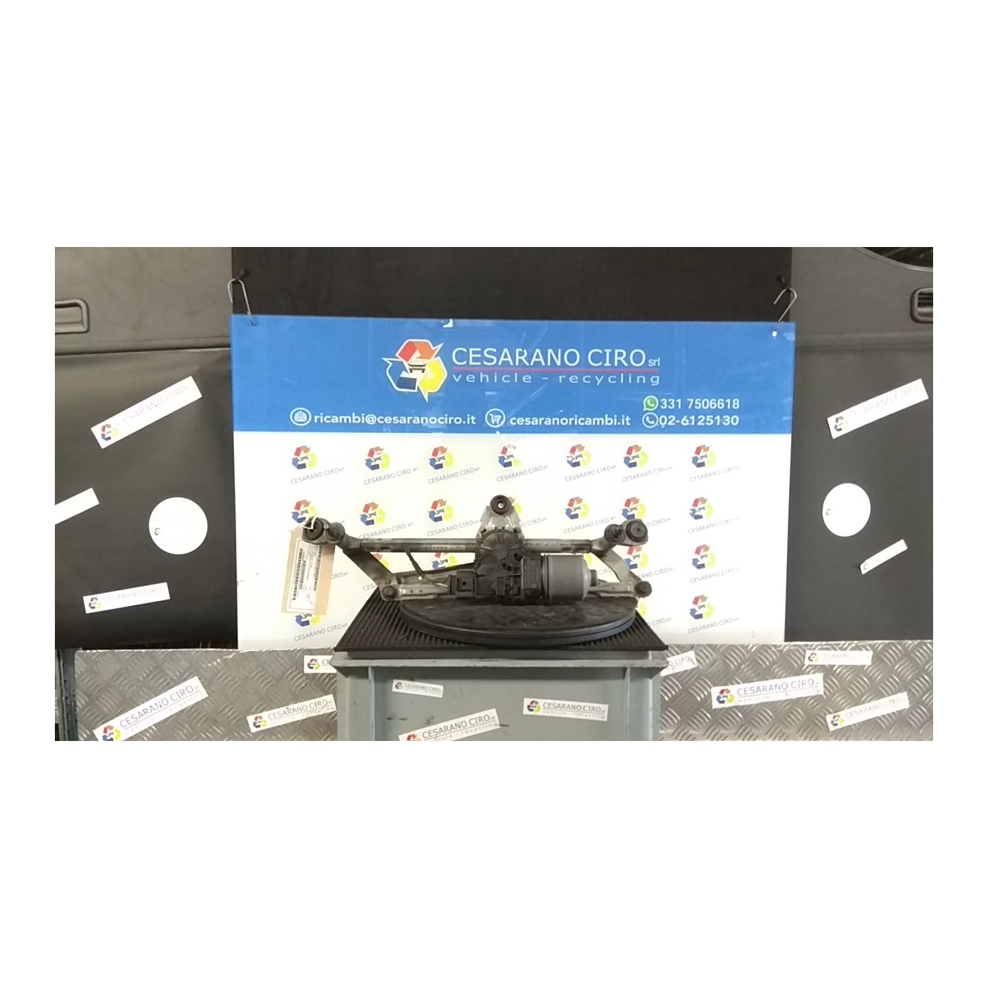 MECCANISMO TERGIPARABREZZA CON MOTORINO 235 SEAT MII (KF1) (03/12-01/20) CPG 1S1955023D