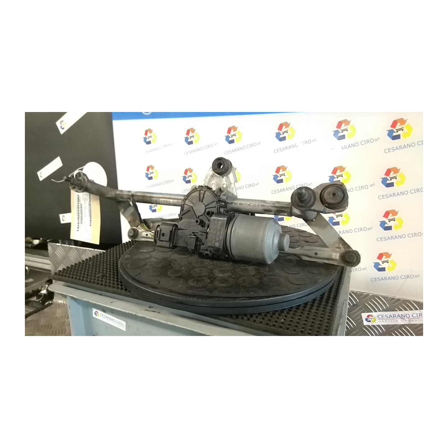 MECCANISMO TERGIPARABREZZA CON MOTORINO 235 SEAT MII (KF1) (03/12-01/20) CPG 1S1955023D