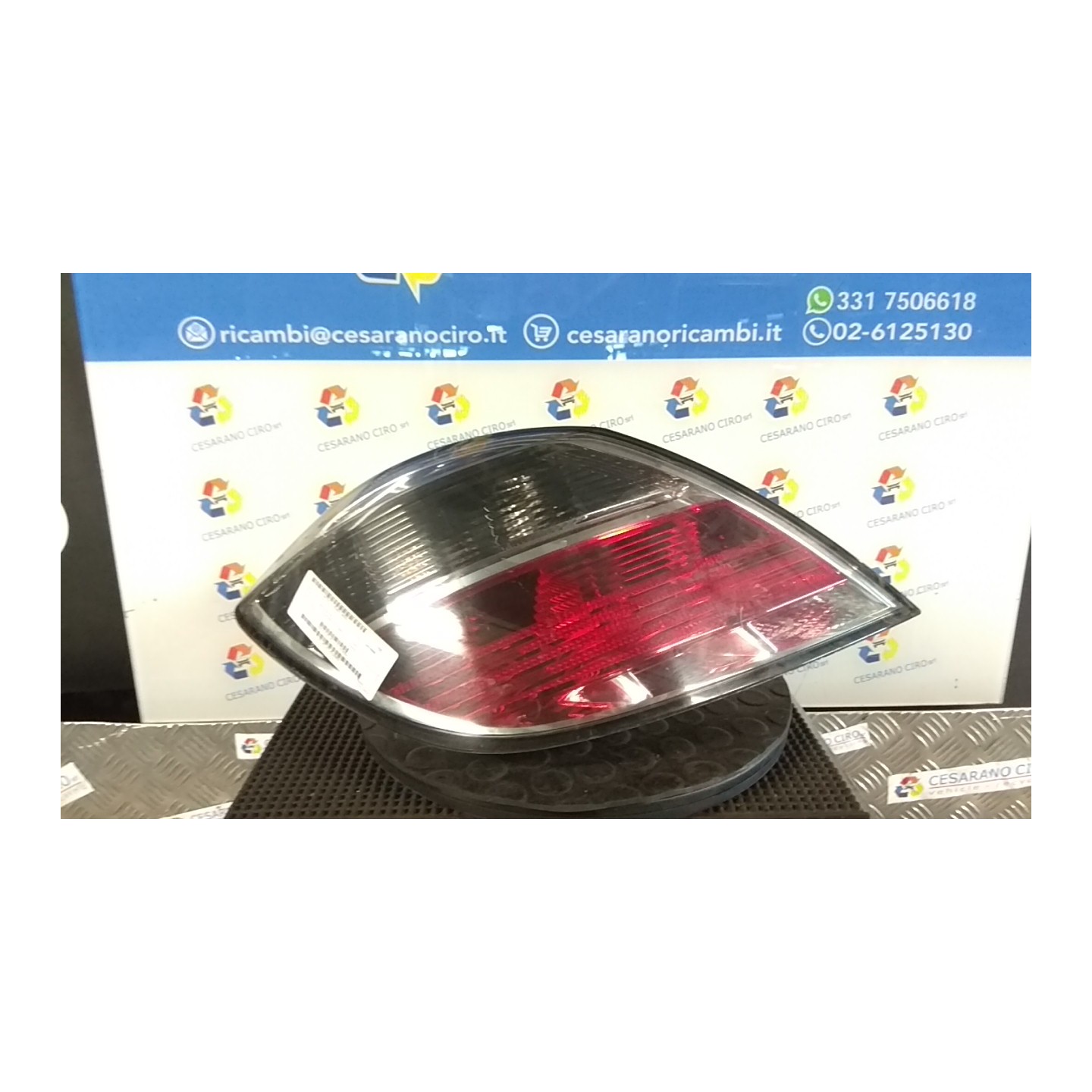 FANALE POST. HELLA SX. 258 OPEL ASTRA (A04) (01/04-03/11) Z17DTR 93190304