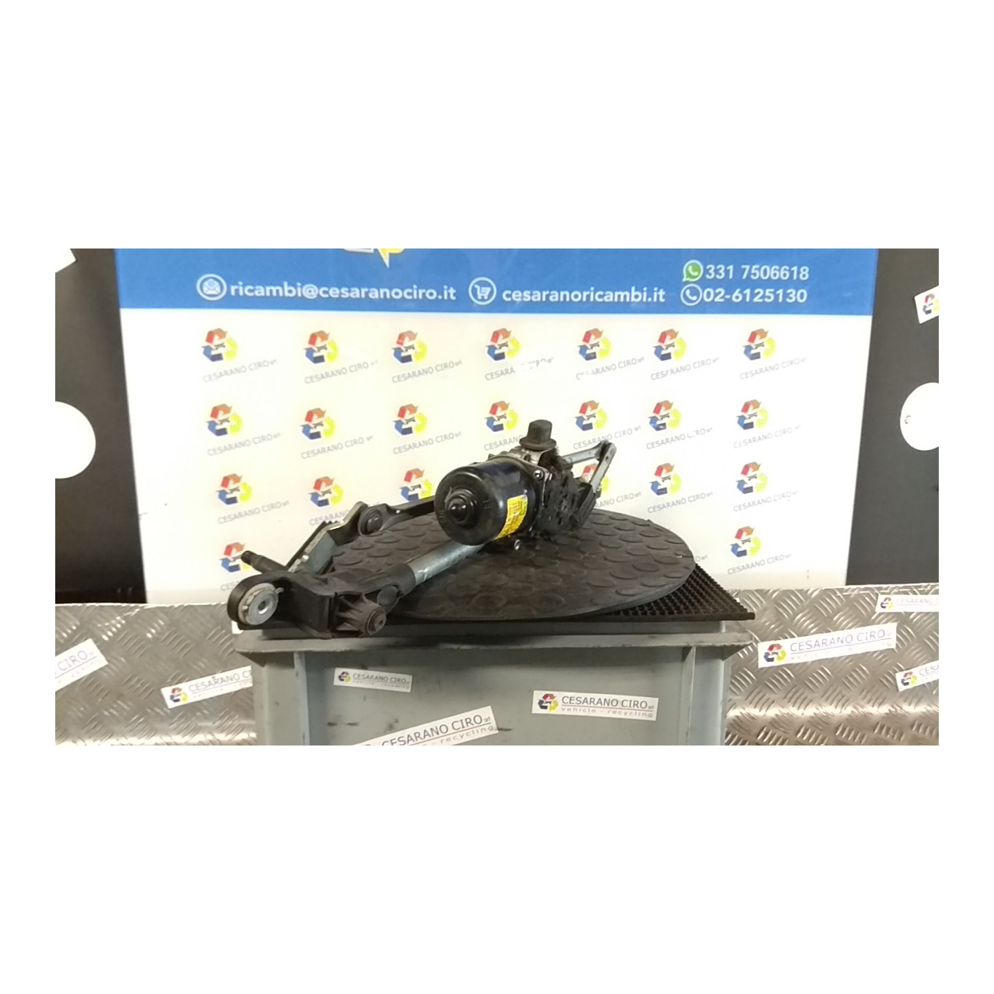 MOTORINO TERGIPARABREZZA 260 RENAULT MEGANE 3A SERIE (10/08-) K4MR8 288100941R