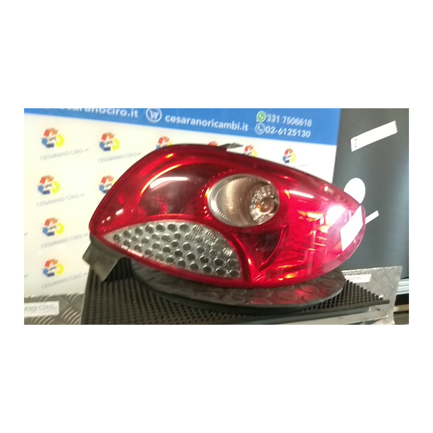 FANALE POST. DX. 284 PEUGEOT 206 PLUS (02/09-) 8HR 6351GV