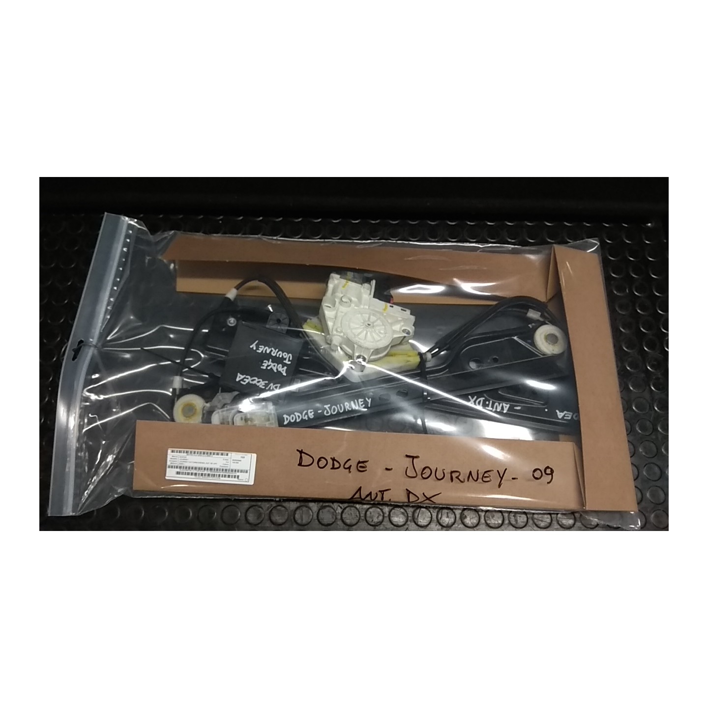 ALZACRISTALLO PORTA ANT. DX 013 DODGE JOURNEY BWD NB0080000267003850084281DX