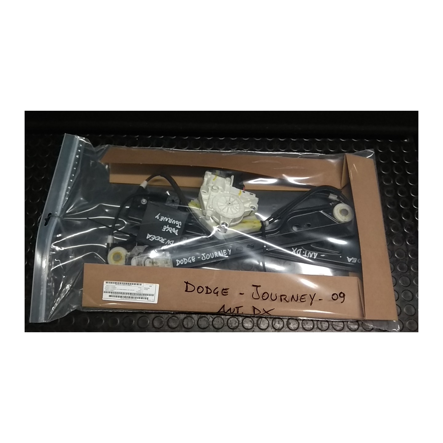 ALZACRISTALLO PORTA ANT. DX 013 DODGE JOURNEY BWD NB0080000267003850084281DX