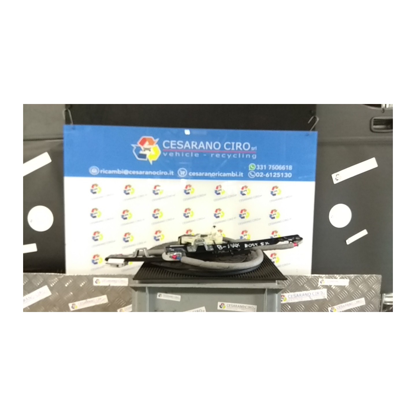 ALZACRISTALLO ELETTR. PORTA POST. SX. 012 FORD B-MAX (CB2) (07/12-) IQJC 1865722