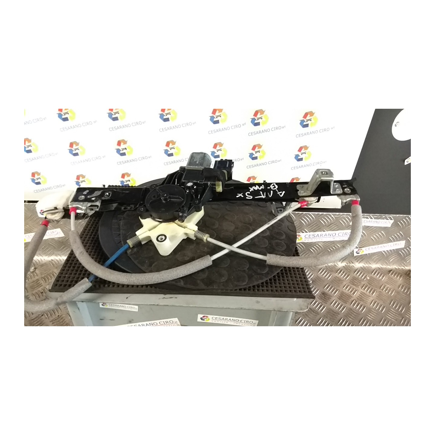 ALZACRISTALLO ELETTR. PORTA ANT. SX. 014 FORD B-MAX (CB2) (07/12-) IQJC 1891065
