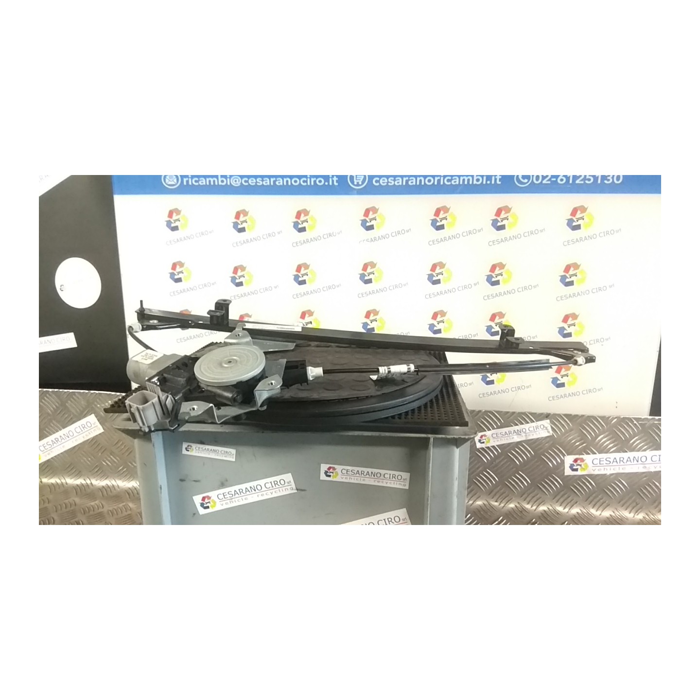 ALZACRISTALLO ELETTR. PORTA ANT. DX. 047 NISSAN NV200 (M20) (10/09-) K9K 80720BJ00B