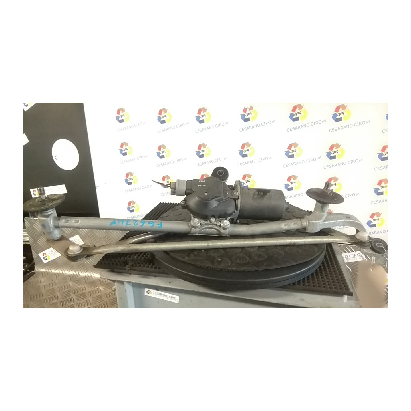 MECCANISMO TERGIPARABREZZA CON MOTORINO 052 NISSAN NV200 (M20) (10/09-) K9K NB3753015046007