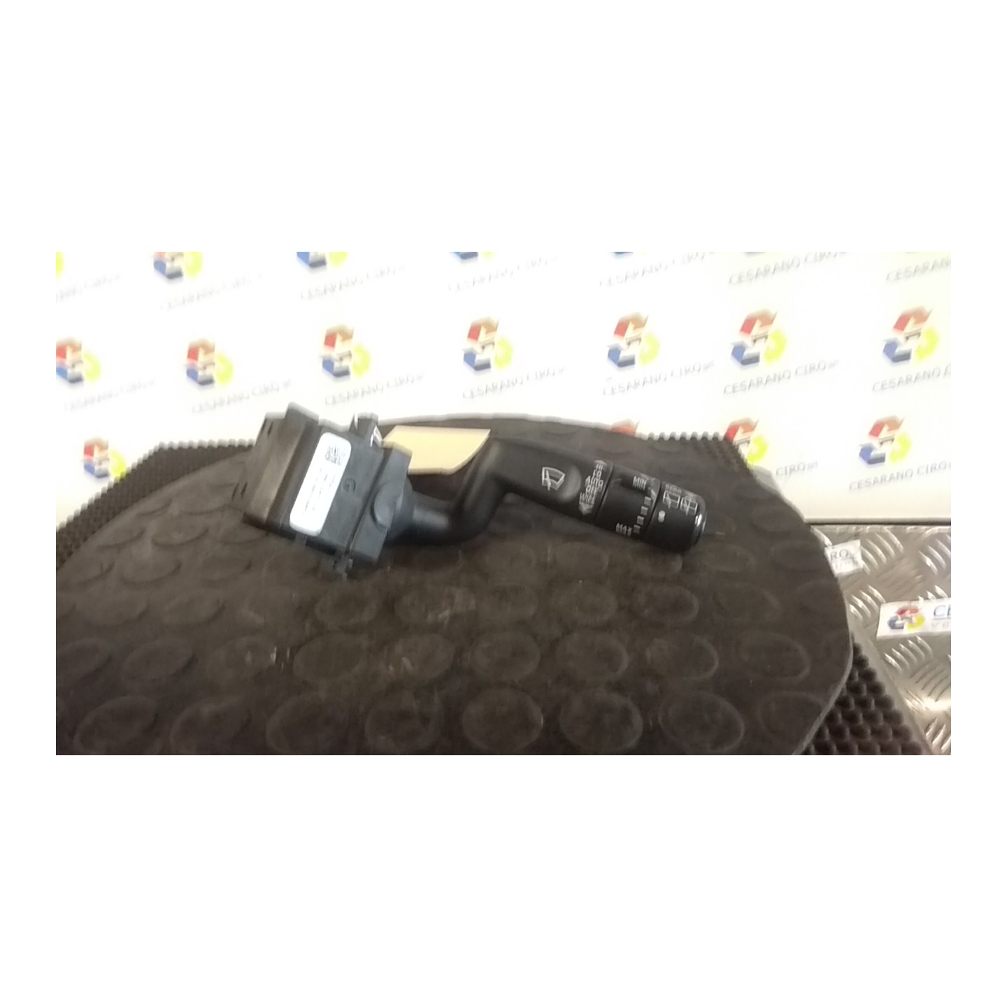 BLOCCO COMANDI TERGICRISTALLI 079 LAND ROVER FREELANDER (10/06-03/15) 224DT LR017768