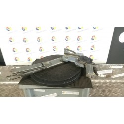 ALZACRISTALLO PORTA ANT. ELETTRICO DX. 088 TOYOTA YARIS (10/01-11/05)     (FRP) 1SZFE 698100D010