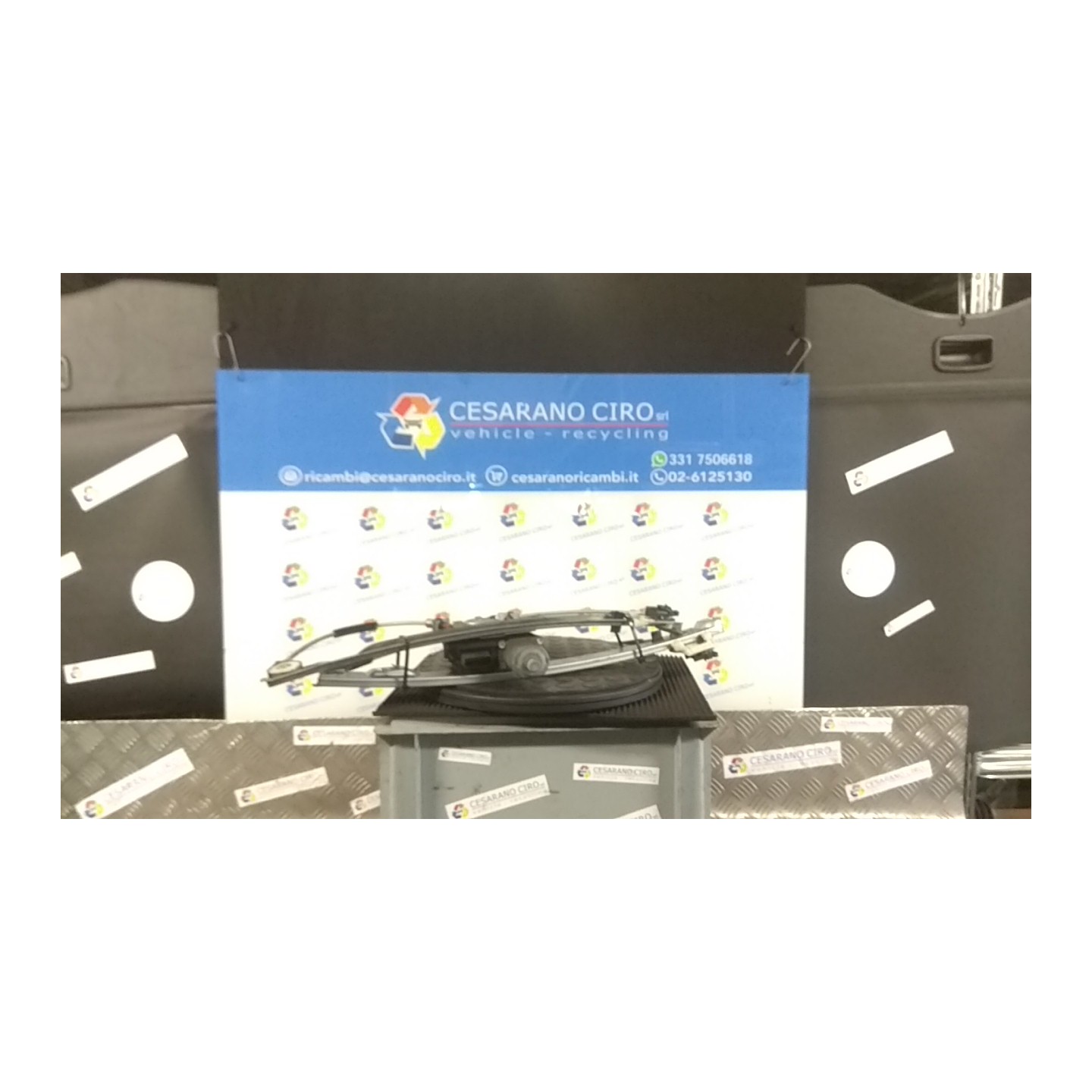 ALZACRISTALLO ELETTR. PORTA ANT. C/MOTORINO DX. 097 CITROEN C5 (X7) (02/08-) RH01 9675898980