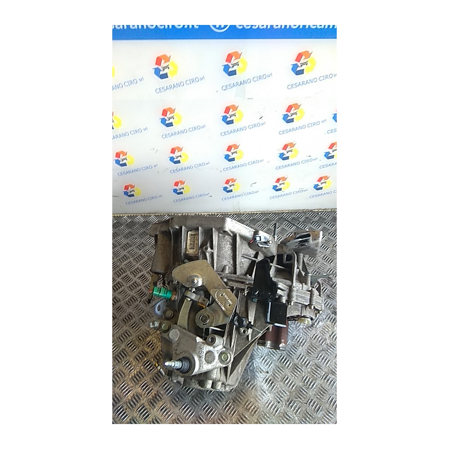 CAMBIO COMPL. 105 NISSAN NV200 (M20) (10/09-) K9K 32010JX50D