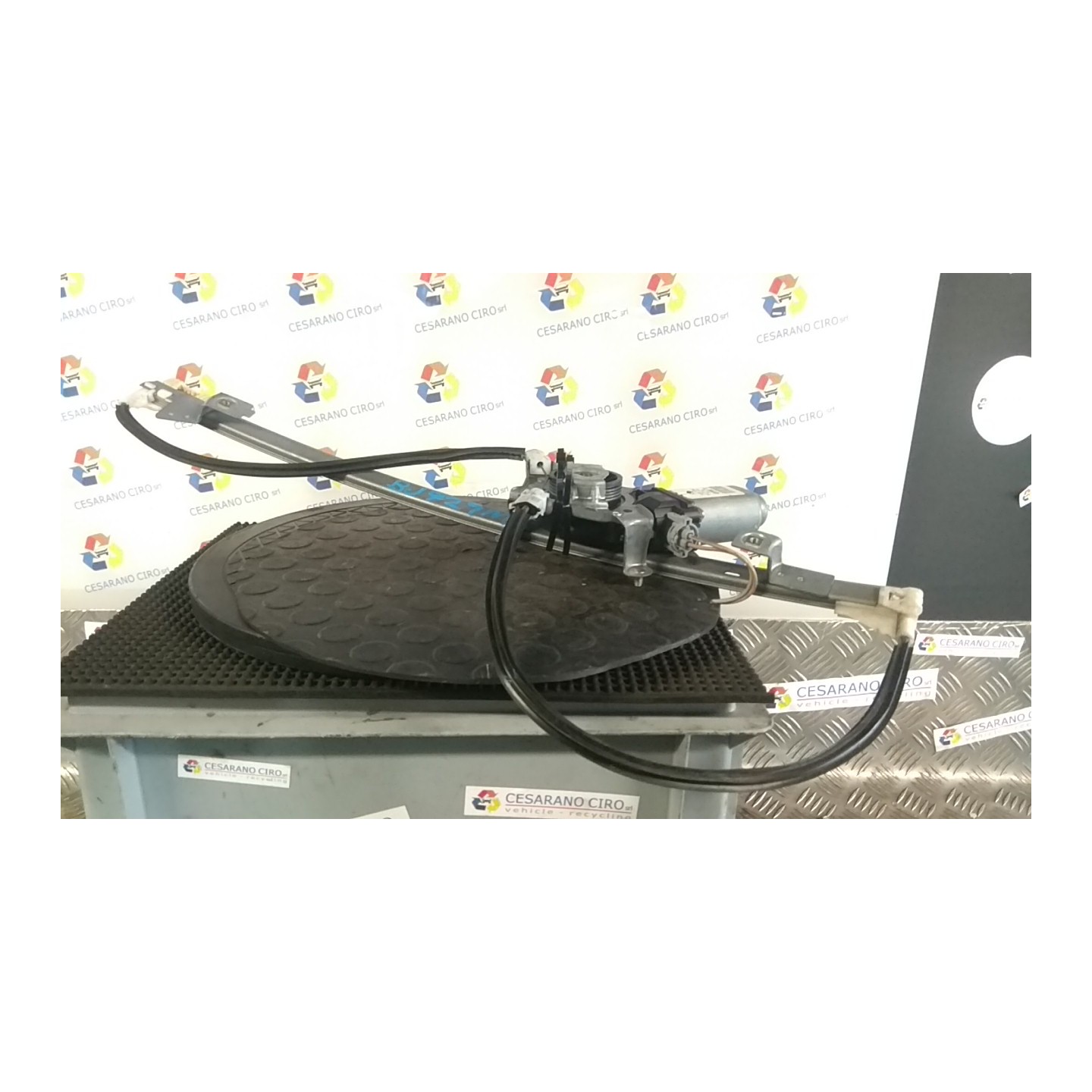 ALZACRISTALLO ELETTR. PORTA ANT. CON MOTORINO DX. 007 RENAULT SCENIC (03/99-05/03) K4MA7 7700838591