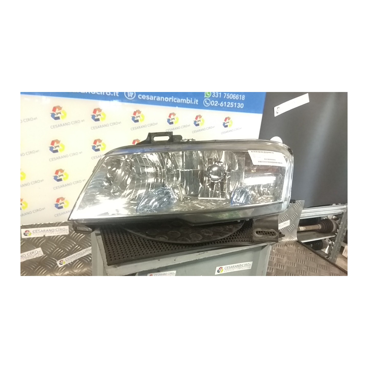 PROIETTORE SX. 037 FIAT STILO (2V) (11/03-06/09) 192A5000 51716369