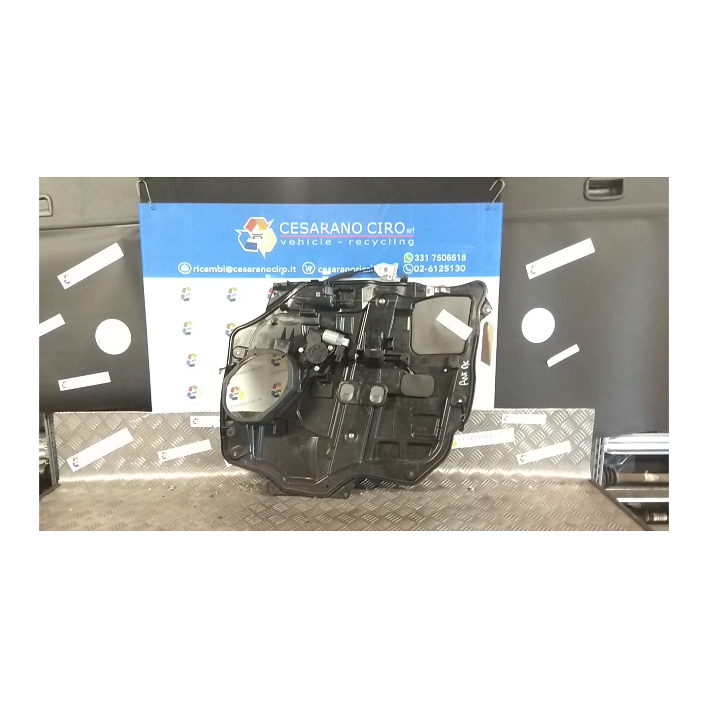 ALZACRISTALLO PORTA ANT. DX. 043 MAZDA MAZDA 5 1A SERIE (07/05-10/10 RF C23558590A