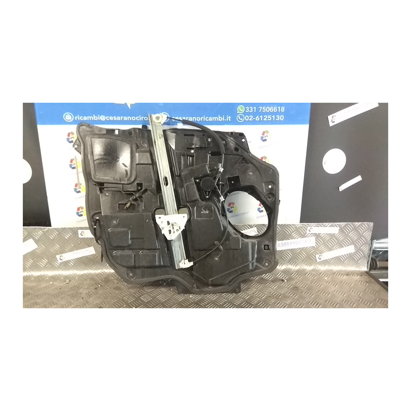 ALZACRISTALLO PORTA ANT. DX. 043 MAZDA MAZDA 5 1A SERIE (07/05-10/10 RF C23558590A