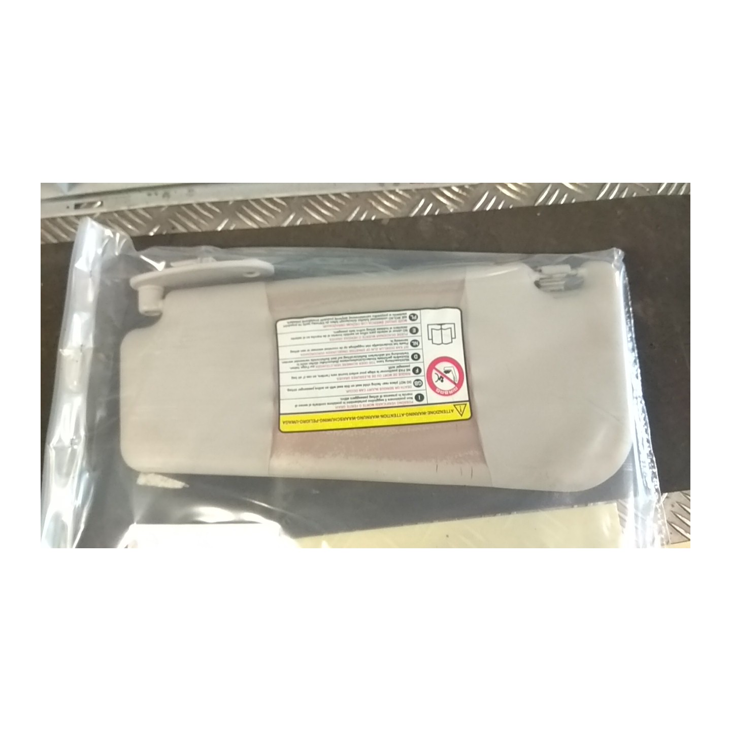 ALETTA PARASOLE PARABREZZA DX. 083 FIAT PUNTO EVO (3J) (08/09-07/13) 199A9000 735509466