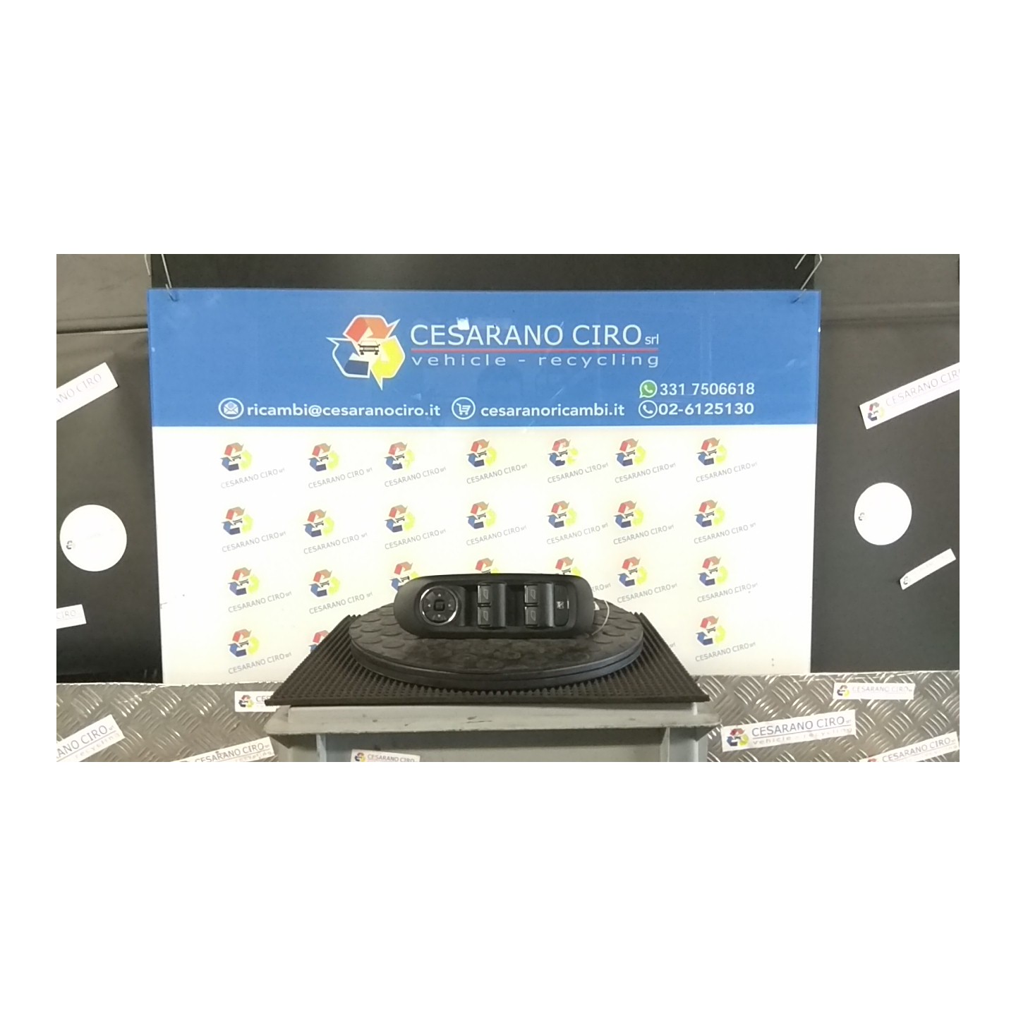 BLOCCO COMANDI ALZACRISTALLI 005 FORD MONDEO (CA2) (04/07-) QXBA 1467191