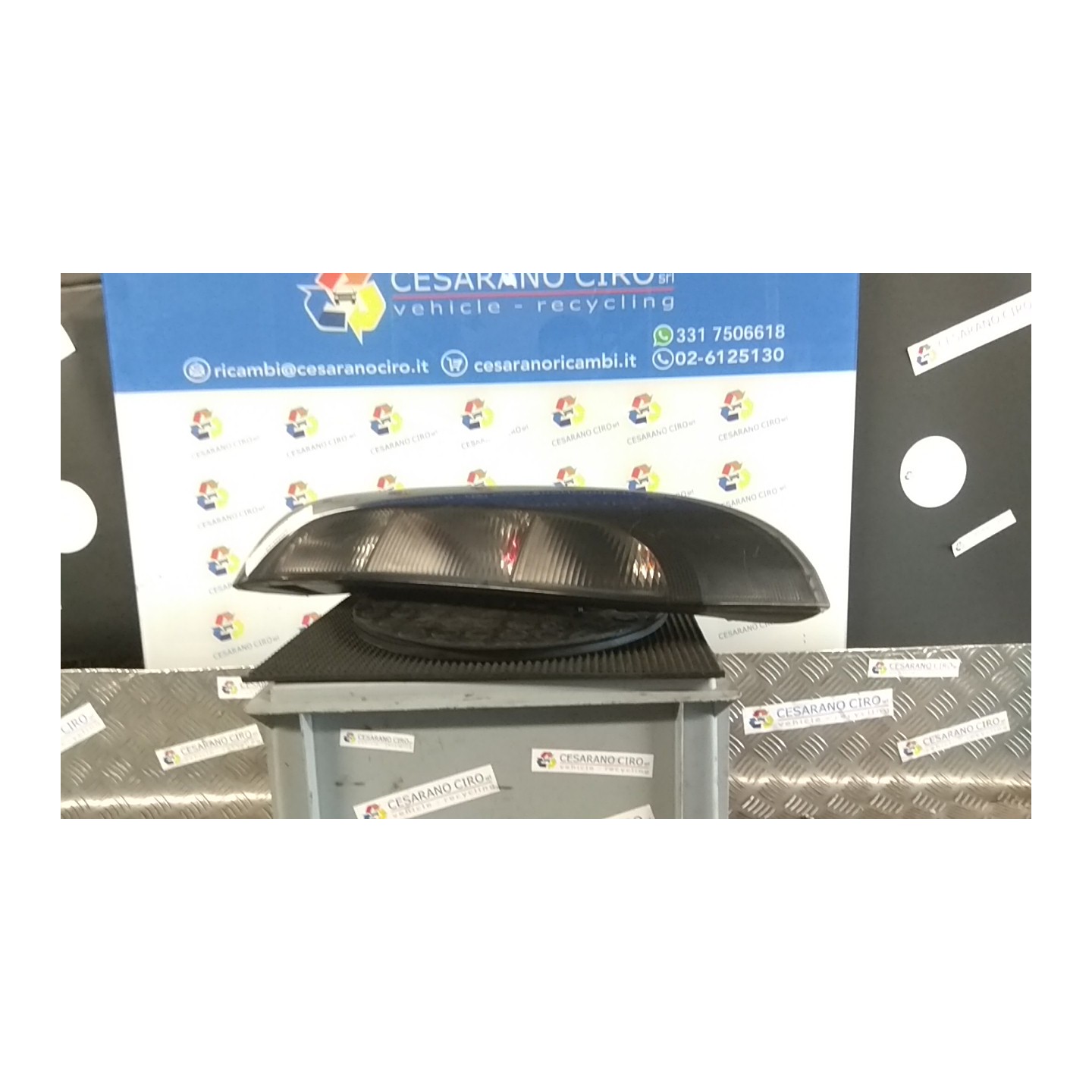 FANALE POST. TINTA SCURA SX. 043 OPEL CORSA (X01) (10/00-06/06) Z12XEP 93170222