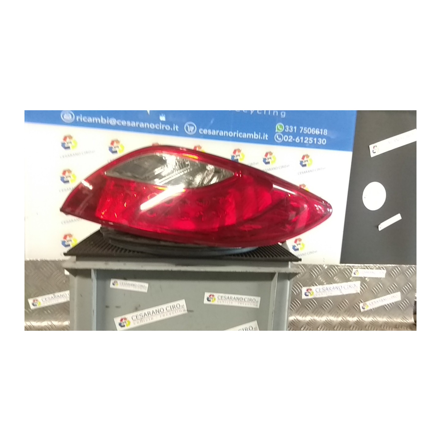 FANALE POST. DX. 072 MAZDA MAZDA 2 2A SERIE (08/07-12/14 Y4 D65151150M