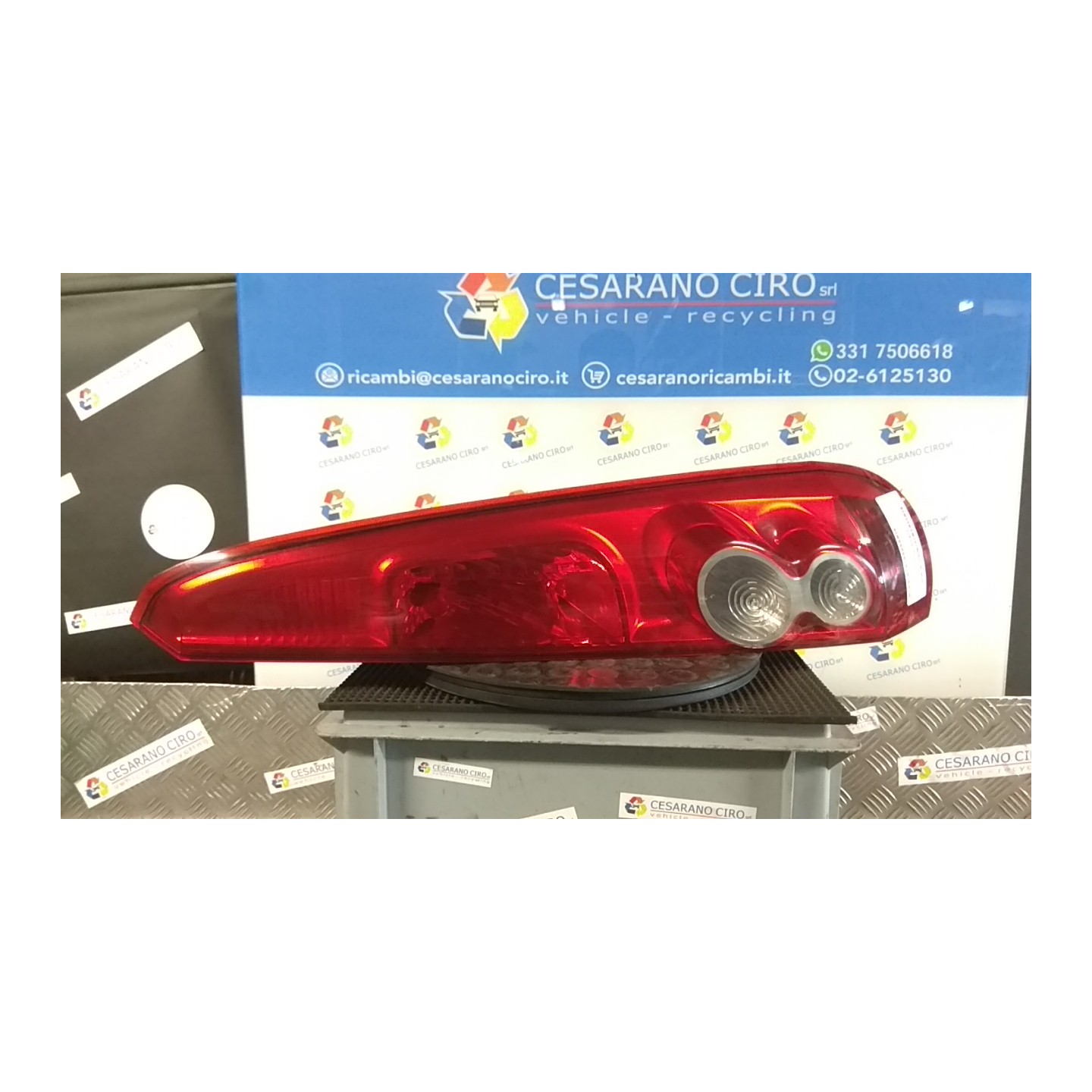 FANALE POST. DX. 079 FORD FIESTA (CBK) (12/05-12/08) FUJA 1437625