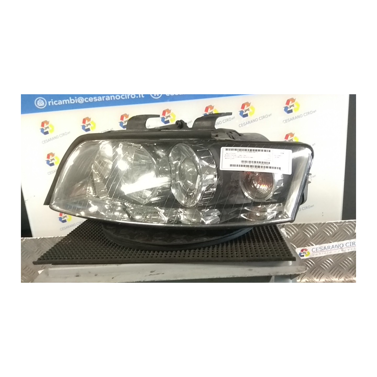 PROIETTORE XENON SX. 113 AUDI A4 (8E) (11/00-11/04) AVF 8E0941029Q