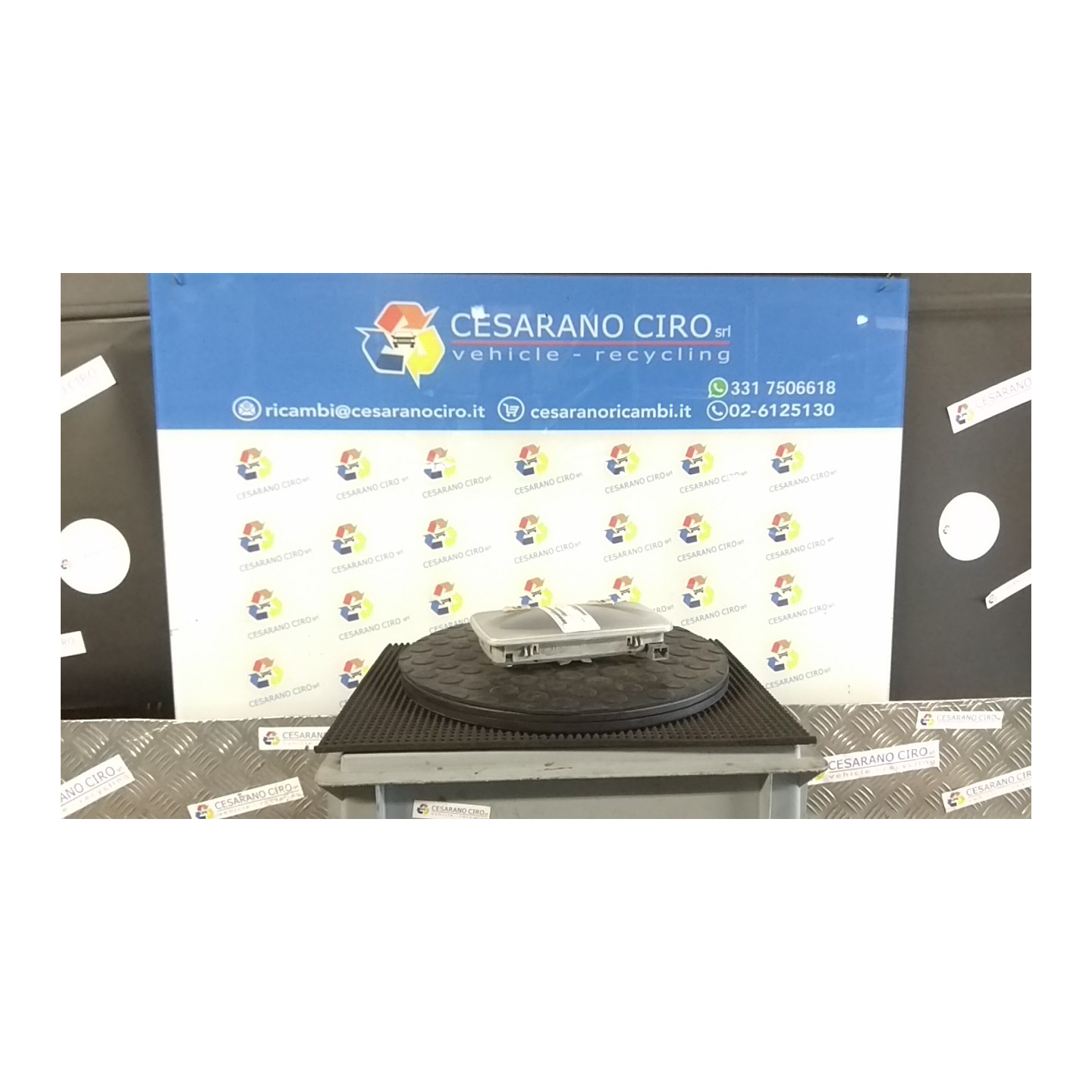 LUCE CORTESIA ANT. TETTO 122 LANCIA MUSA (TJ) (10/07-02/11) 843A1000 735385743
