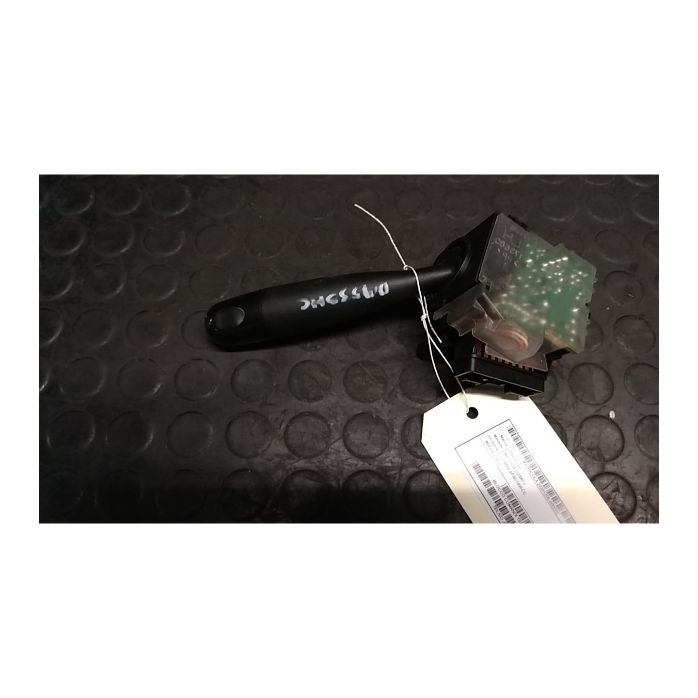 BLOCCO COMANDI TERGICRISTALLI 098 DAIHATSU MATERIA (12/06-) 3SZ 84652B1010