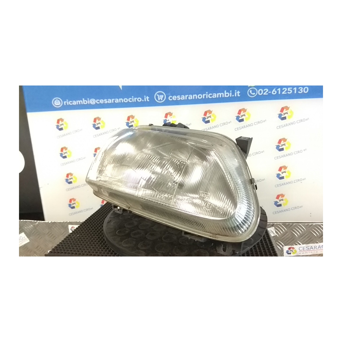 PROIETTORE DX. 059 RENAULT SCENIC (03/99-05/03) K4MA7 7701047600