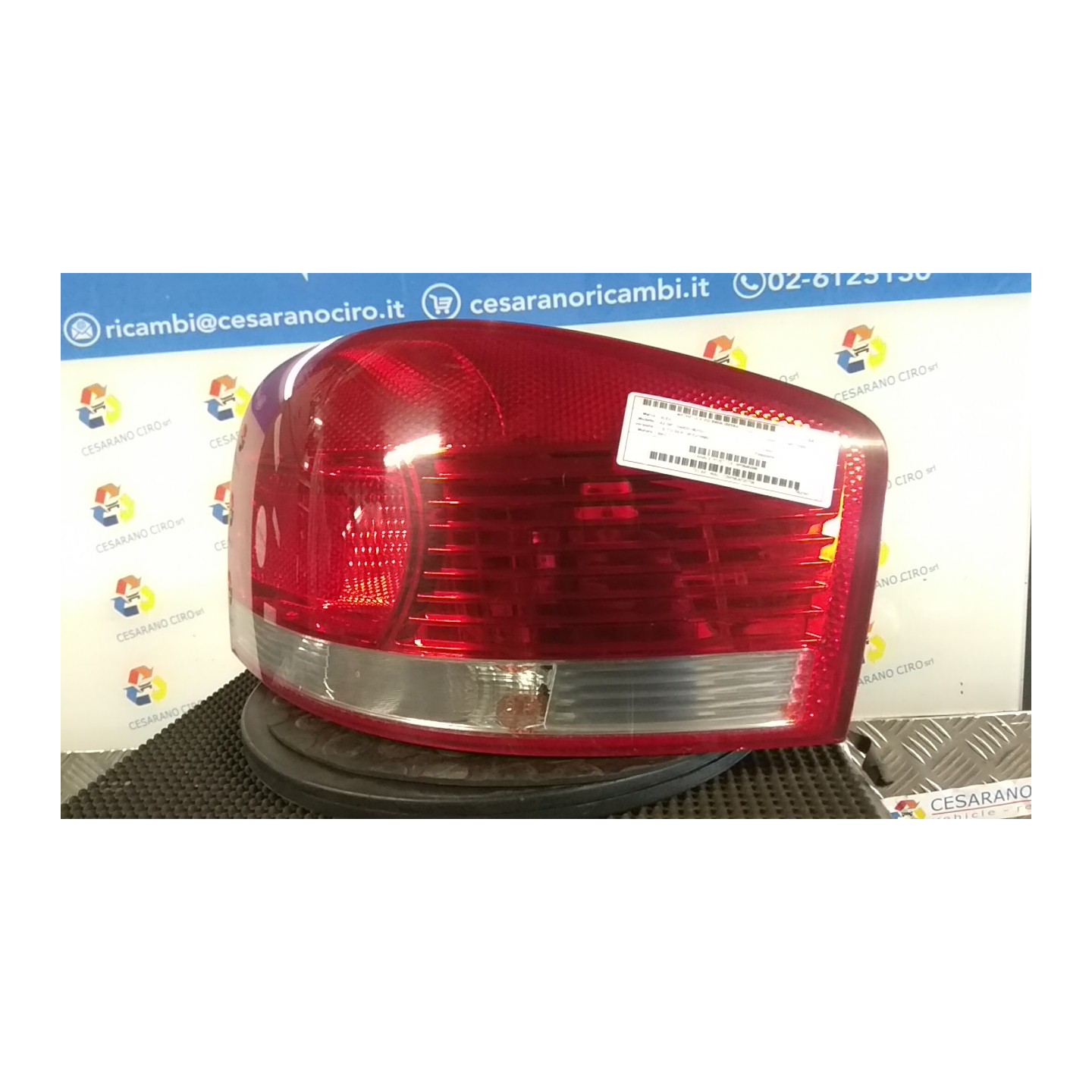 FANALE POST. DX. 064 AUDI A3 (8P) (04/03-06/10) BKC 8P0945096