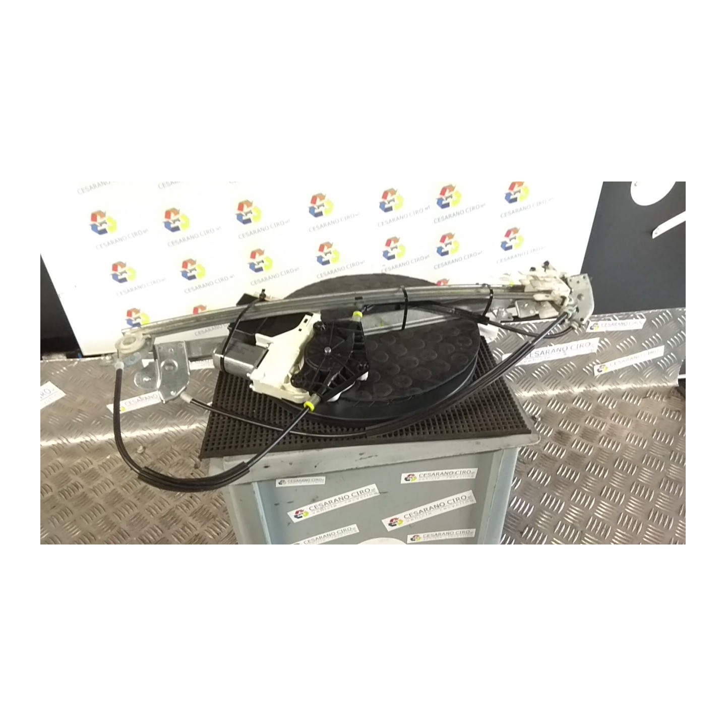 ALZACRISTALLO ELETTR. PORTA ANT. C/MOTORINO SX. 081 LANCIA PHEDRA (TC) (06/02-01/11) 4HT 1485312080