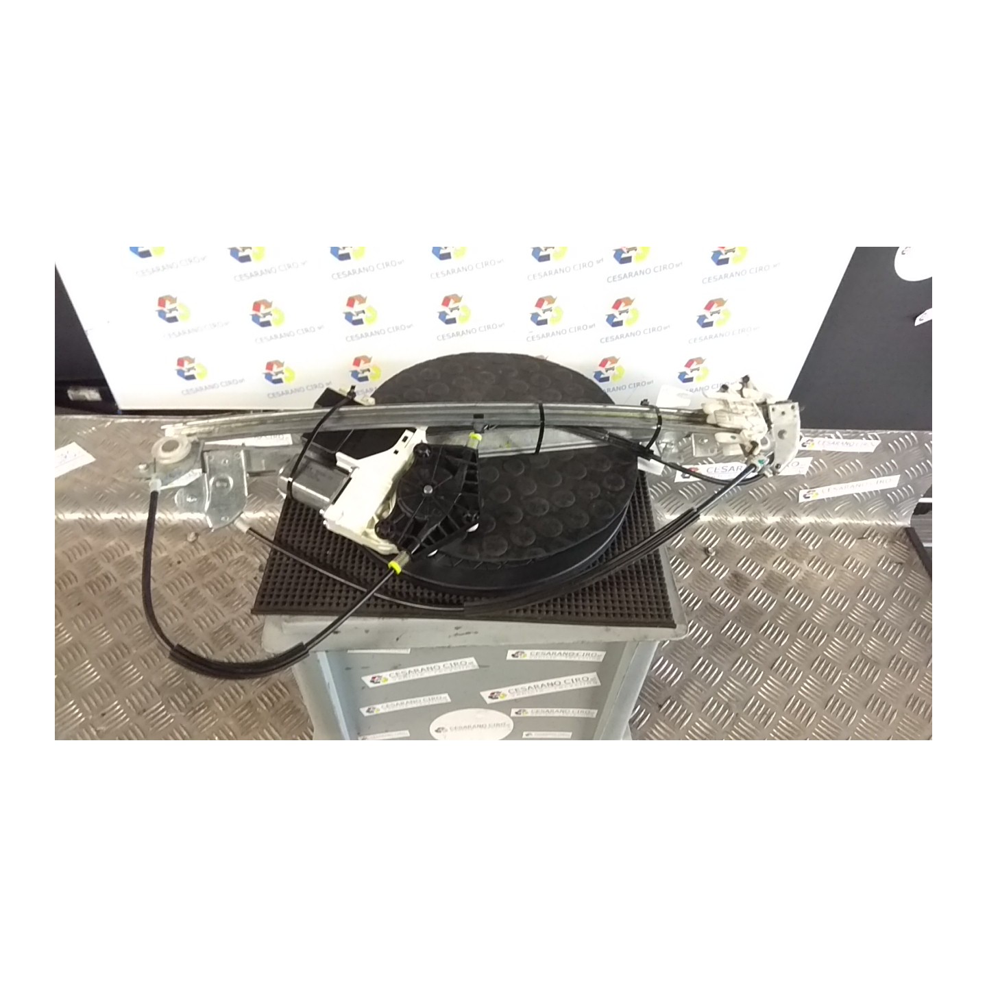 ALZACRISTALLO ELETTR. PORTA ANT. C/MOTORINO SX. 081 LANCIA PHEDRA (TC) (06/02-01/11) 4HT 1485312080
