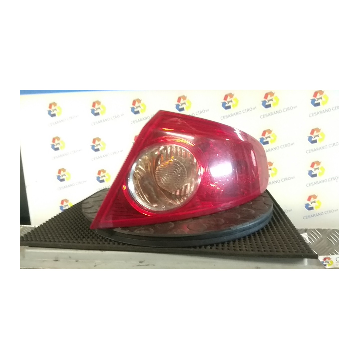 FANALE POST. PARTE EST. DX. 114 CHEVROLET (DAEWOO) LACETTI (J200) (01/05-) F14D3 96551217