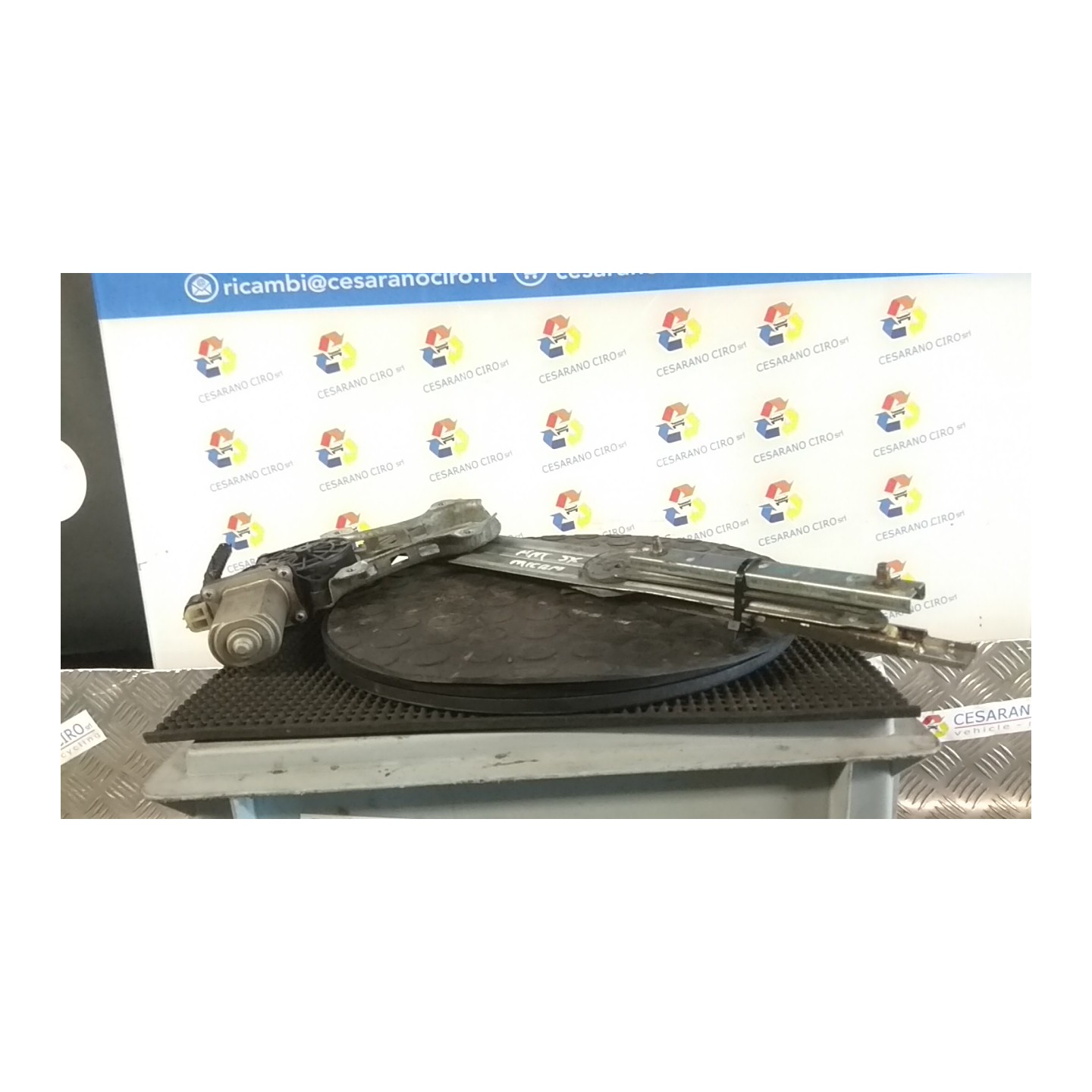 ALZACRISTALLO ELETTR. PORTA ANT. SX. 019 NISSAN MICRA (K13K) (09/10-) HR12 807211HB0A