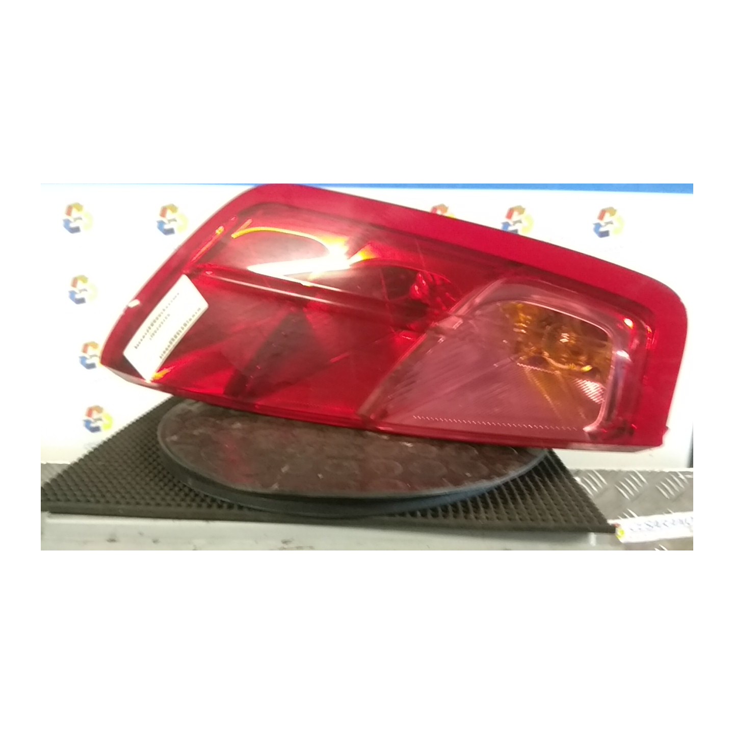 FANALE POST. SX. 049 FIAT GRANDE PUNTO (2Y) (06/05-12/08 350A1000 51701589