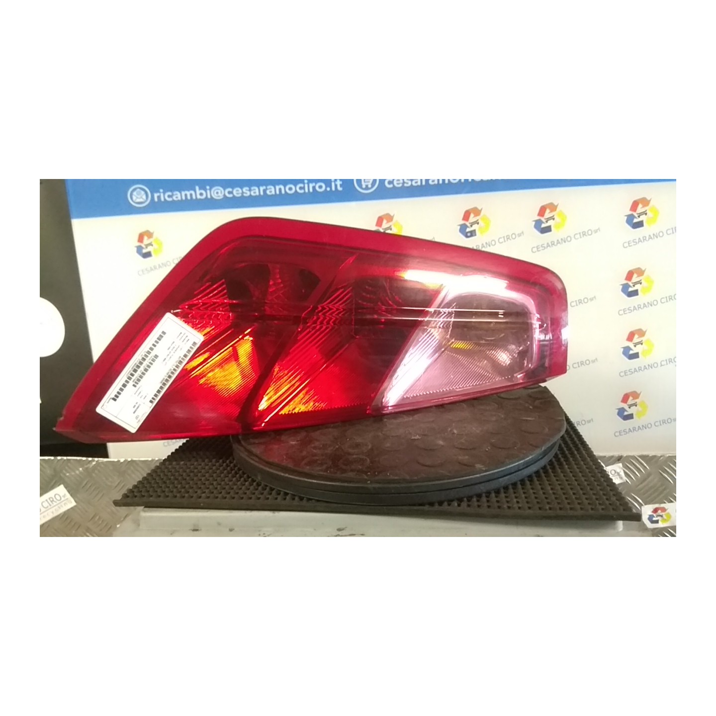 FANALE POST. SX. 051 FIAT GRANDE PUNTO (2Y) (06/05-12/08 350A1000 51701589