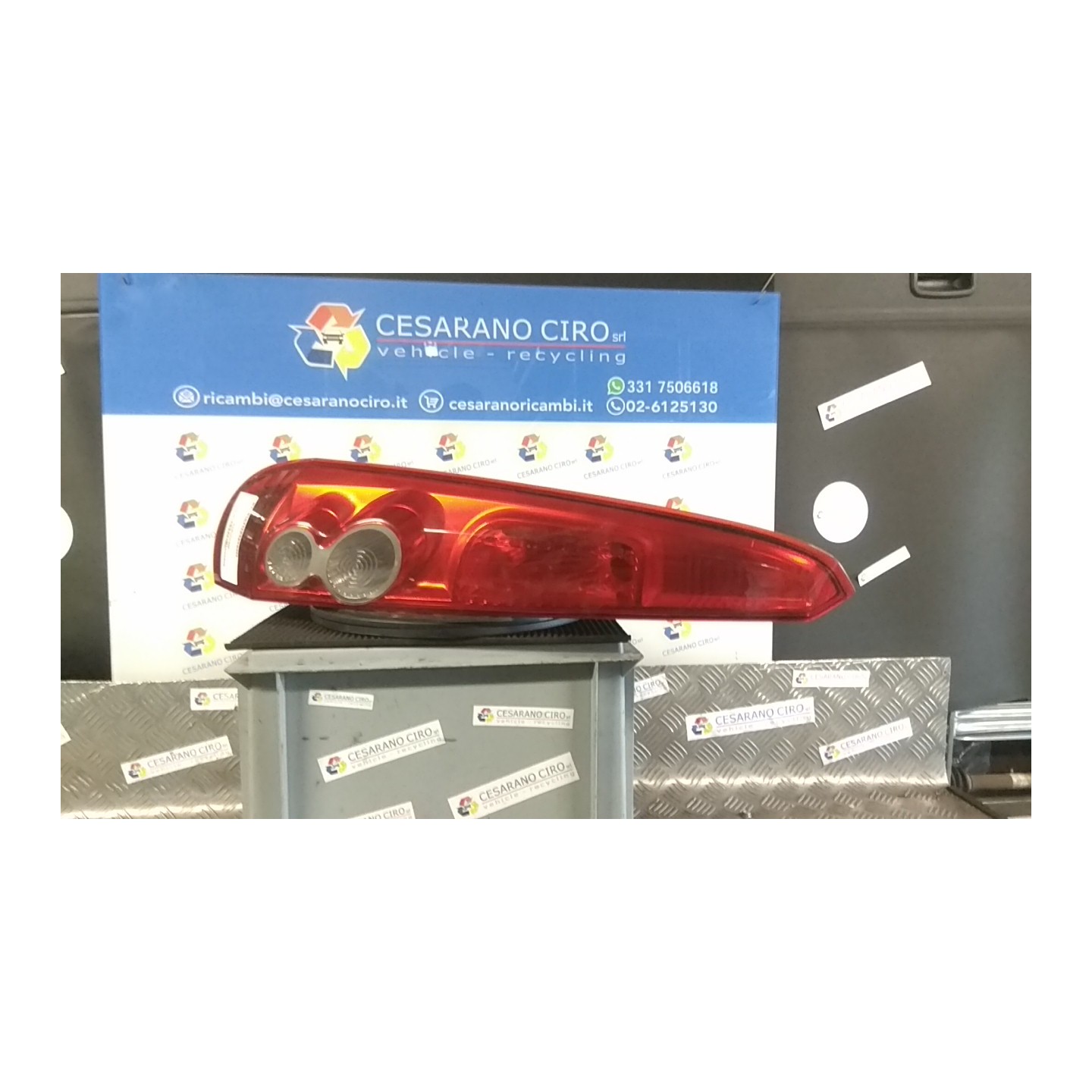 FANALE POST. SX. 067 FORD FIESTA (CBK) (12/05-12/08) FUJA 1437626